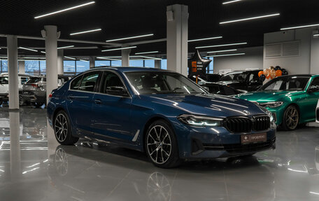 BMW 5 серия, 2020 год, 4 280 000 рублей, 2 фотография