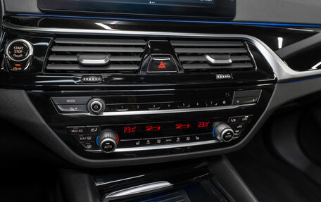 BMW 5 серия, 2020 год, 4 280 000 рублей, 17 фотография