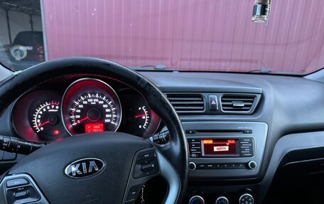 KIA Rio III рестайлинг, 2016 год, 950 000 рублей, 3 фотография