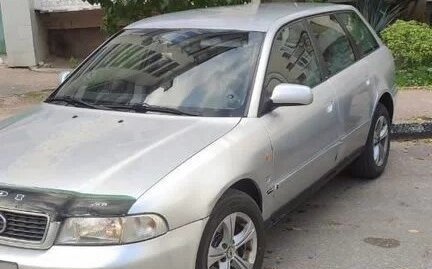 Audi A4, 1998 год, 430 000 рублей, 2 фотография