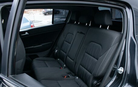 KIA Sportage IV рестайлинг, 2018 год, 2 049 000 рублей, 9 фотография