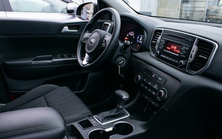 KIA Sportage IV рестайлинг, 2018 год, 2 049 000 рублей, 14 фотография