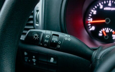 KIA Sportage IV рестайлинг, 2018 год, 2 049 000 рублей, 21 фотография