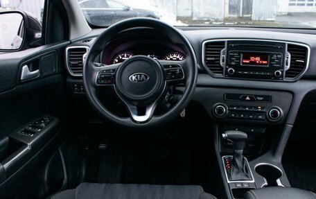 KIA Sportage IV рестайлинг, 2018 год, 2 049 000 рублей, 15 фотография