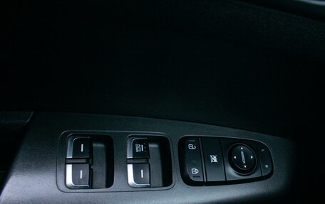 KIA Sportage IV рестайлинг, 2018 год, 2 049 000 рублей, 23 фотография