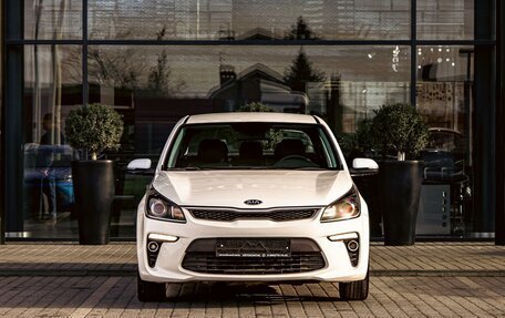KIA Rio IV, 2020 год, 1 355 000 рублей, 2 фотография