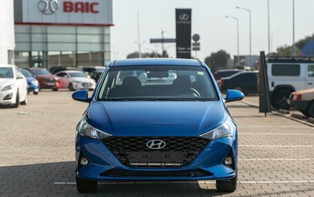 Hyundai Solaris II рестайлинг, 2021 год, 1 255 000 рублей, 2 фотография