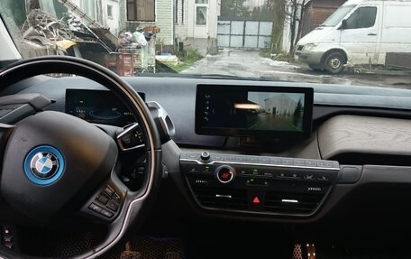 BMW i3 I01 рестайлинг, 2017 год, 1 720 000 рублей, 8 фотография