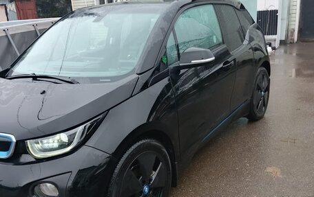 BMW i3 I01 рестайлинг, 2017 год, 1 720 000 рублей, 4 фотография