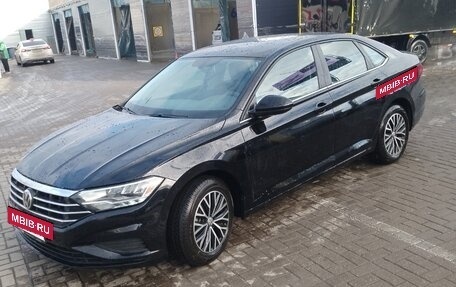 Volkswagen Jetta VII, 2021 год, 1 590 000 рублей, 2 фотография