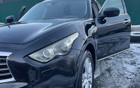 Infiniti FX II, 2011 год, 1 500 000 рублей, 3 фотография