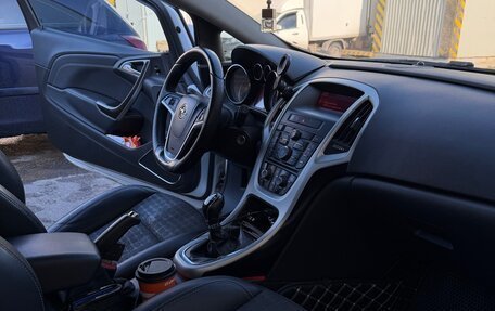 Opel Astra J, 2012 год, 890 000 рублей, 6 фотография