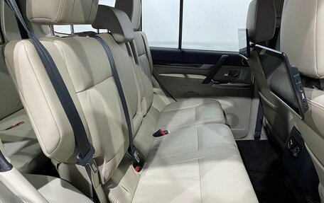 Mitsubishi Pajero IV, 2019 год, 3 797 000 рублей, 10 фотография