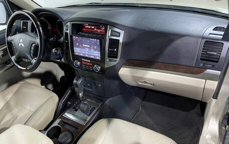 Mitsubishi Pajero IV, 2019 год, 3 797 000 рублей, 12 фотография