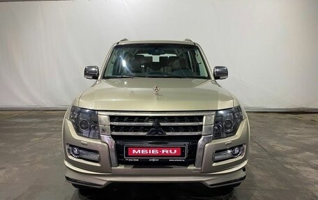 Mitsubishi Pajero IV, 2019 год, 3 797 000 рублей, 2 фотография