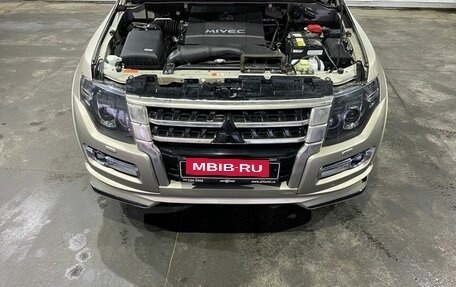 Mitsubishi Pajero IV, 2019 год, 3 797 000 рублей, 22 фотография