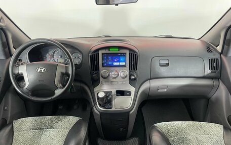 Hyundai H-1 II рестайлинг, 2008 год, 1 230 000 рублей, 10 фотография