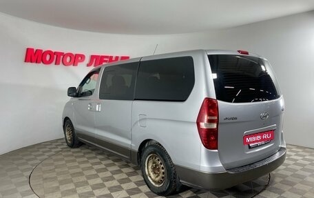 Hyundai H-1 II рестайлинг, 2008 год, 1 230 000 рублей, 6 фотография