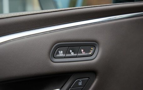 Cadillac Escalade V, 2021 год, 9 000 000 рублей, 17 фотография