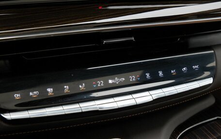 Cadillac Escalade V, 2021 год, 9 000 000 рублей, 33 фотография