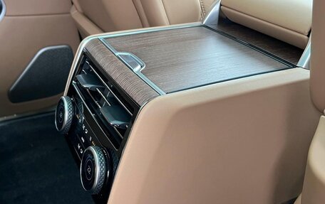 Land Rover Range Rover IV рестайлинг, 2025 год, 28 300 000 рублей, 21 фотография