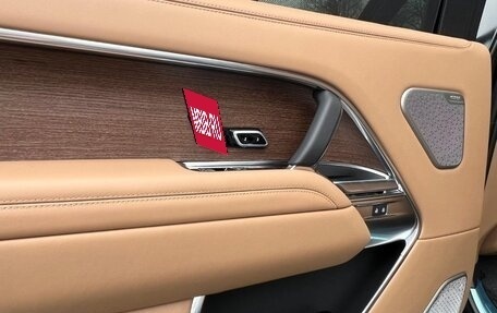 Land Rover Range Rover IV рестайлинг, 2025 год, 28 300 000 рублей, 15 фотография