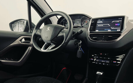 Peugeot 2008 II, 2014 год, 990 000 рублей, 15 фотография