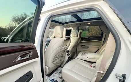 Cadillac SRX II рестайлинг, 2012 год, 1 555 000 рублей, 8 фотография