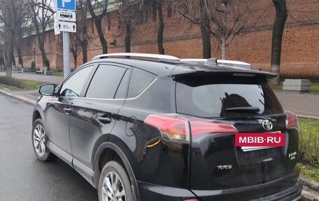 Toyota RAV4, 2017 год, 3 150 000 рублей, 8 фотография