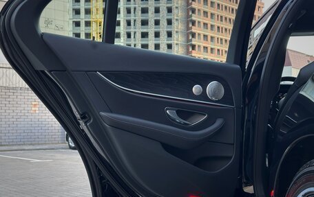 Mercedes-Benz E-Класс, 2021 год, 6 300 000 рублей, 30 фотография