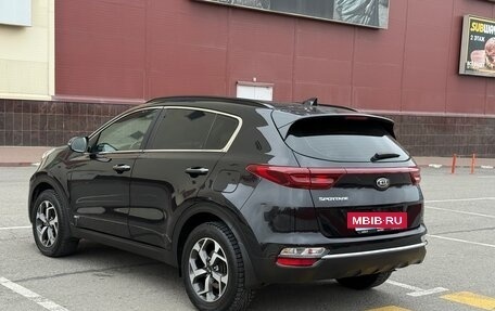 KIA Sportage IV рестайлинг, 2021 год, 2 430 000 рублей, 9 фотография
