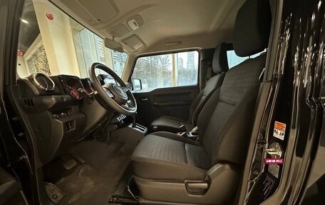 Suzuki Jimny, 2024 год, 7 000 000 рублей, 4 фотография