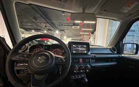 Suzuki Jimny, 2024 год, 7 000 000 рублей, 21 фотография