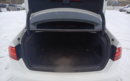 Audi A4, 2011 год, 660 000 рублей, 14 фотография