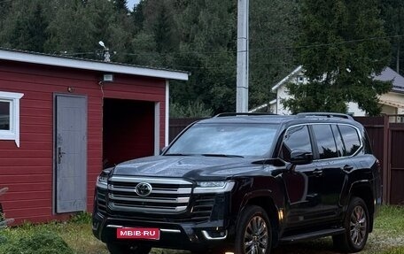 Toyota Land Cruiser, 2023 год, 10 900 000 рублей, 10 фотография