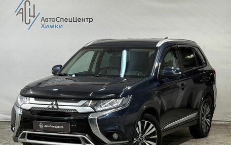 Mitsubishi Outlander III рестайлинг 3, 2019 год, 1 899 800 рублей, 1 фотография