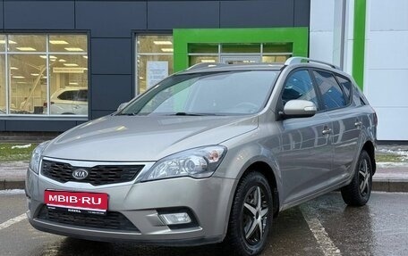 KIA cee'd I рестайлинг, 2010 год, 691 000 рублей, 1 фотография