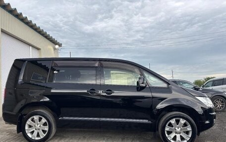 Mitsubishi Delica D:5 I, 2017 год, 2 170 000 рублей, 4 фотография