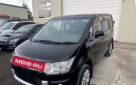 Mitsubishi Delica D:5 I, 2017 год, 2 170 000 рублей, 6 фотография