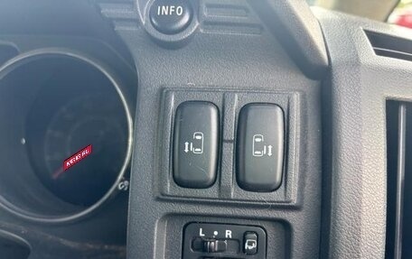 Mitsubishi Delica D:5 I, 2017 год, 2 170 000 рублей, 15 фотография