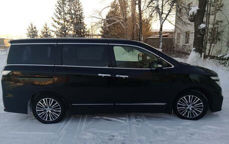 Nissan Elgrand III, 2019 год, 2 800 000 рублей, 4 фотография