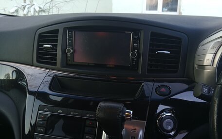 Nissan Elgrand III, 2019 год, 2 800 000 рублей, 7 фотография