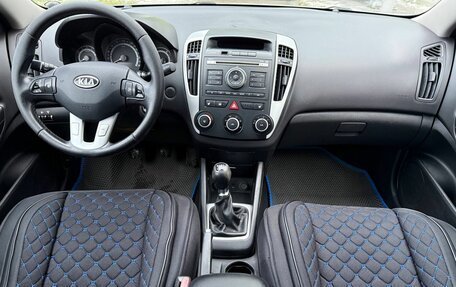 KIA cee'd I рестайлинг, 2010 год, 691 000 рублей, 11 фотография