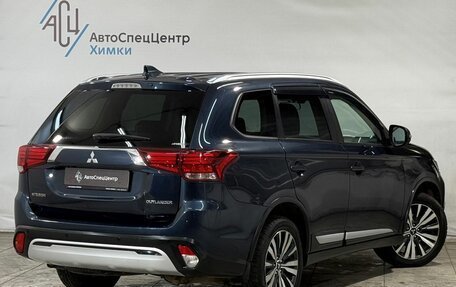 Mitsubishi Outlander III рестайлинг 3, 2019 год, 1 899 800 рублей, 2 фотография