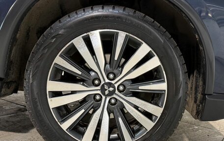 Mitsubishi Outlander III рестайлинг 3, 2019 год, 1 899 800 рублей, 5 фотография