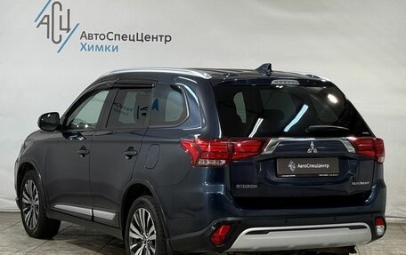 Mitsubishi Outlander III рестайлинг 3, 2019 год, 1 899 800 рублей, 16 фотография