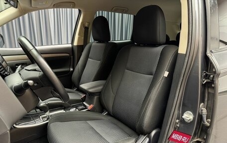 Mitsubishi Outlander III рестайлинг 3, 2018 год, 2 349 000 рублей, 7 фотография