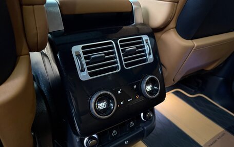 Land Rover Range Rover IV рестайлинг, 2021 год, 9 450 000 рублей, 20 фотография