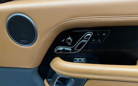 Land Rover Range Rover IV рестайлинг, 2021 год, 9 450 000 рублей, 31 фотография