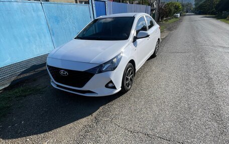 Hyundai Solaris II рестайлинг, 2021 год, 1 450 000 рублей, 7 фотография